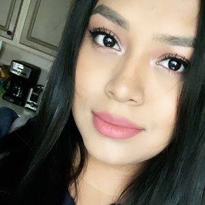 Meet your Posher, Joycelin